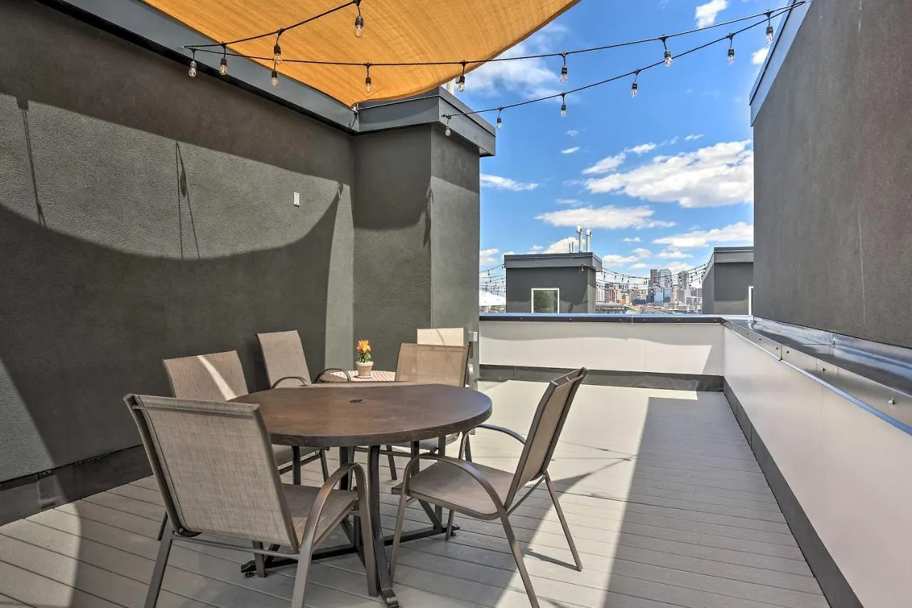 Trendy Denver Townhome - Walk To Mile High Stadium
